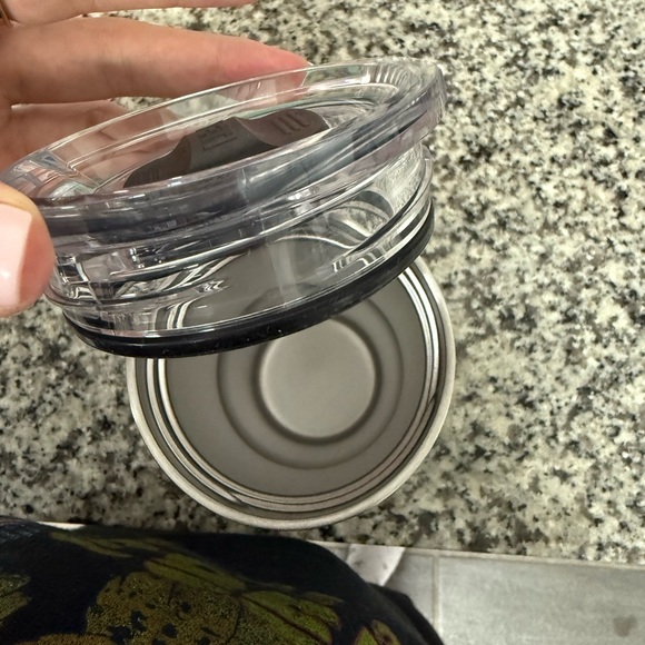 YETI Seafoam Green Tumbler with Handle - Picture 5 of 5